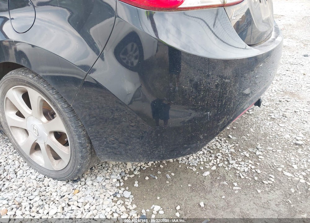 2011 HYUNDAI ELANTRA LIMITED (ULSAN PLANT) VIN: KMHDH4AEXBU133397