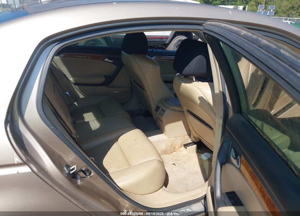 2005 ACURA TL VIN: 19UUA662X5A080565