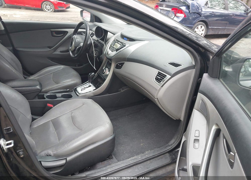 2012 HYUNDAI ELANTRA VIN: KMHDH4AE0CU448405