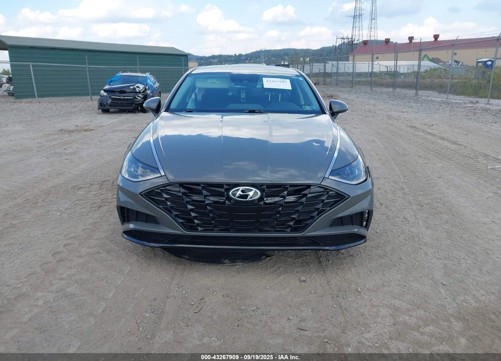 2022 HYUNDAI SONATA VIN: KMHL64JA3NA241591