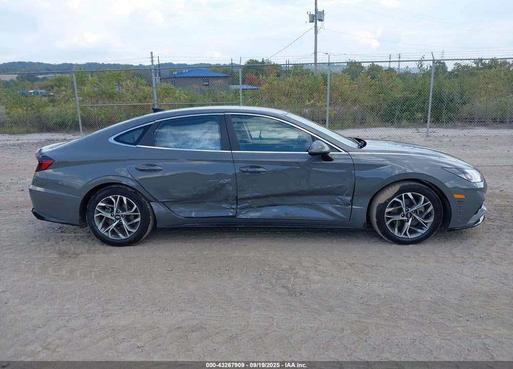 2022 HYUNDAI SONATA VIN: KMHL64JA3NA241591
