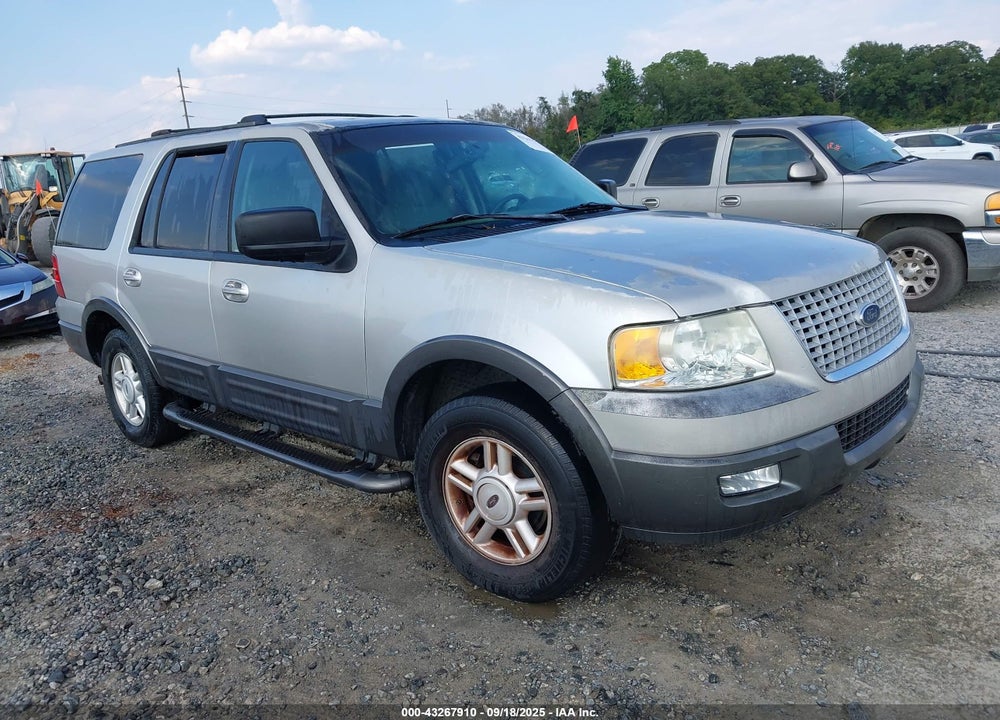2004 FORD EXPEDITION XLT VIN: 1FMFU15L24LB75020