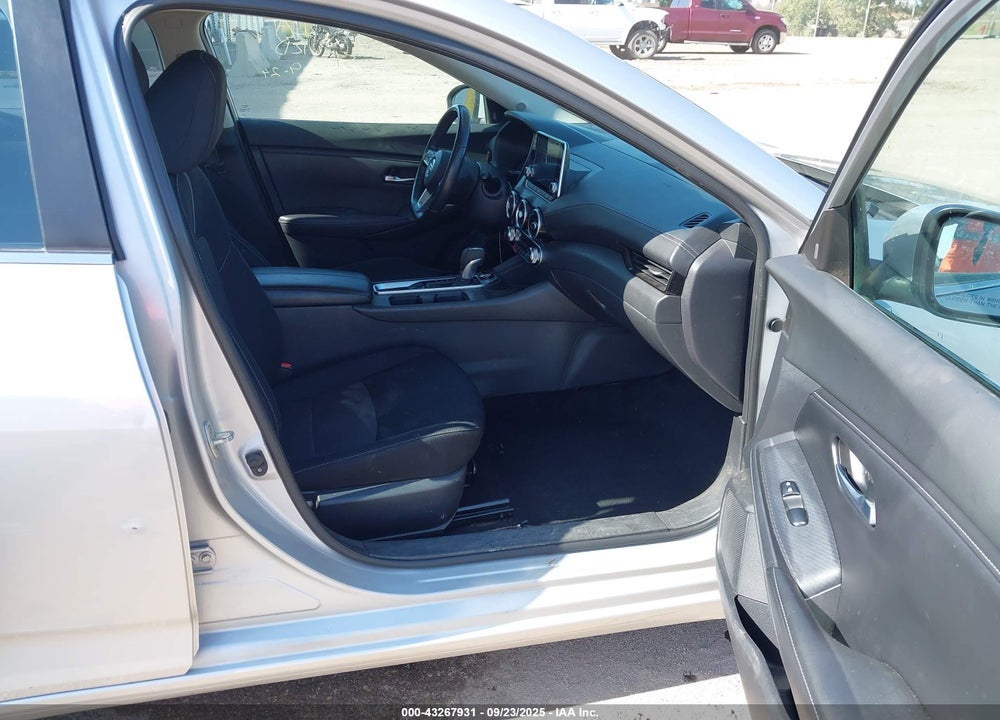 2021 NISSAN SENTRA SV XTRONIC CVT VIN: 3N1AB8CV0MY274639
