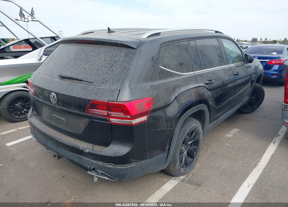 2019 VOLKSWAGEN ATLAS VIN: 1V2LR2CA9KC540062