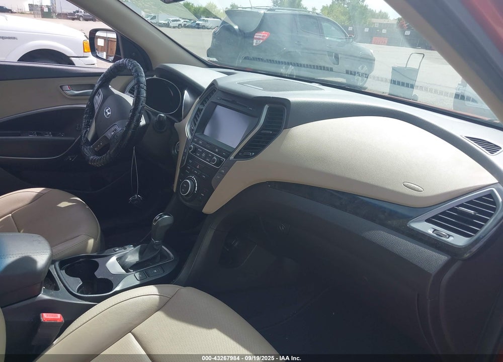 2017 HYUNDAI SANTA FE VIN: 5XYZWDLA1HG445094
