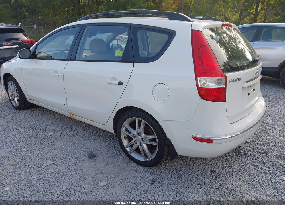 2010 HYUNDAI ELANTRA VIN: KMHDC8AE9AU084178