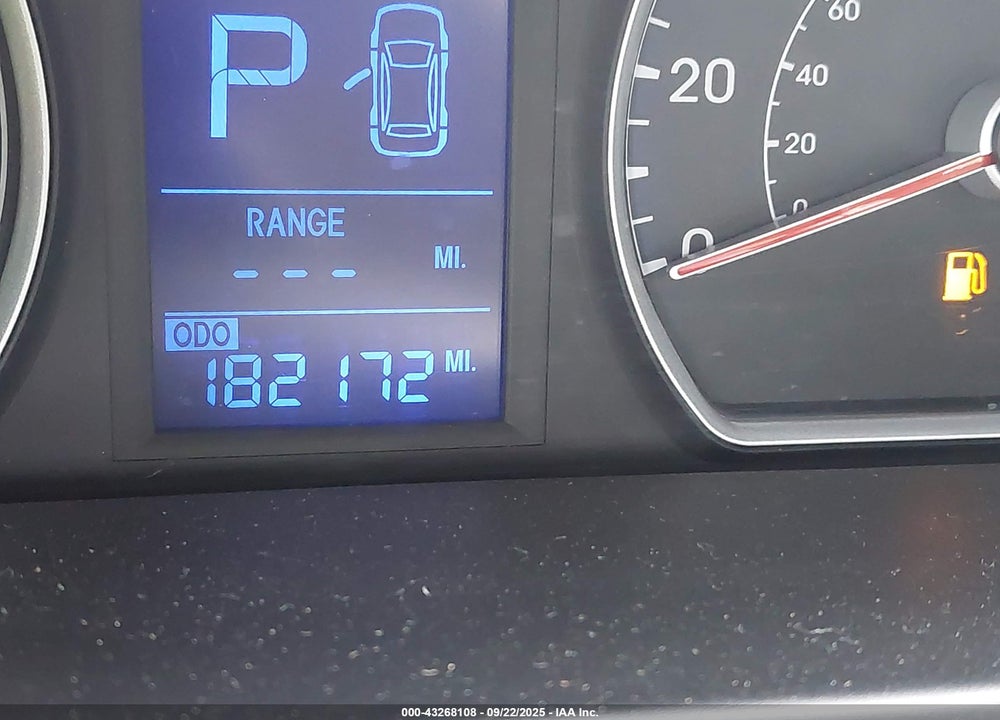 2010 HYUNDAI ELANTRA VIN: KMHDC8AE9AU084178