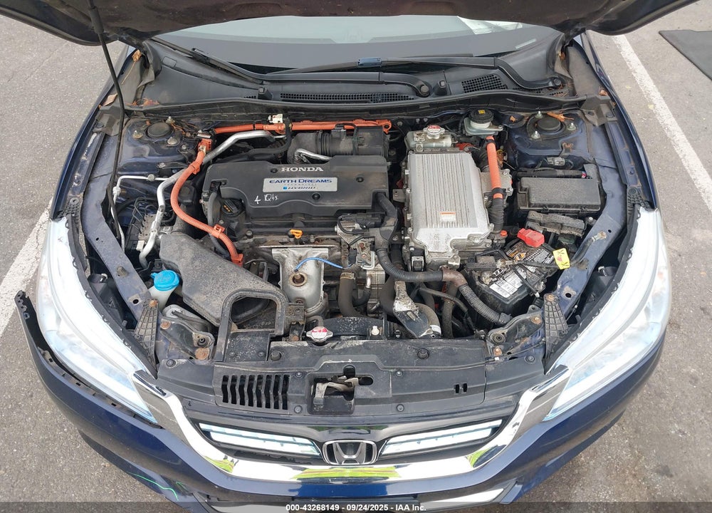 2015 HONDA ACCORD VIN: 1HGCR6F75FA014927