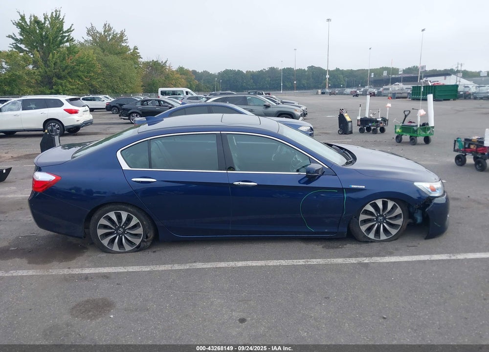 2015 HONDA ACCORD VIN: 1HGCR6F75FA014927