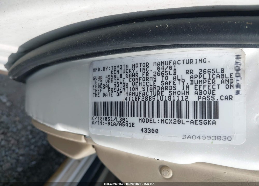 2001 TOYOTA AVALON XLS VIN: 4T1BF28B51U181112