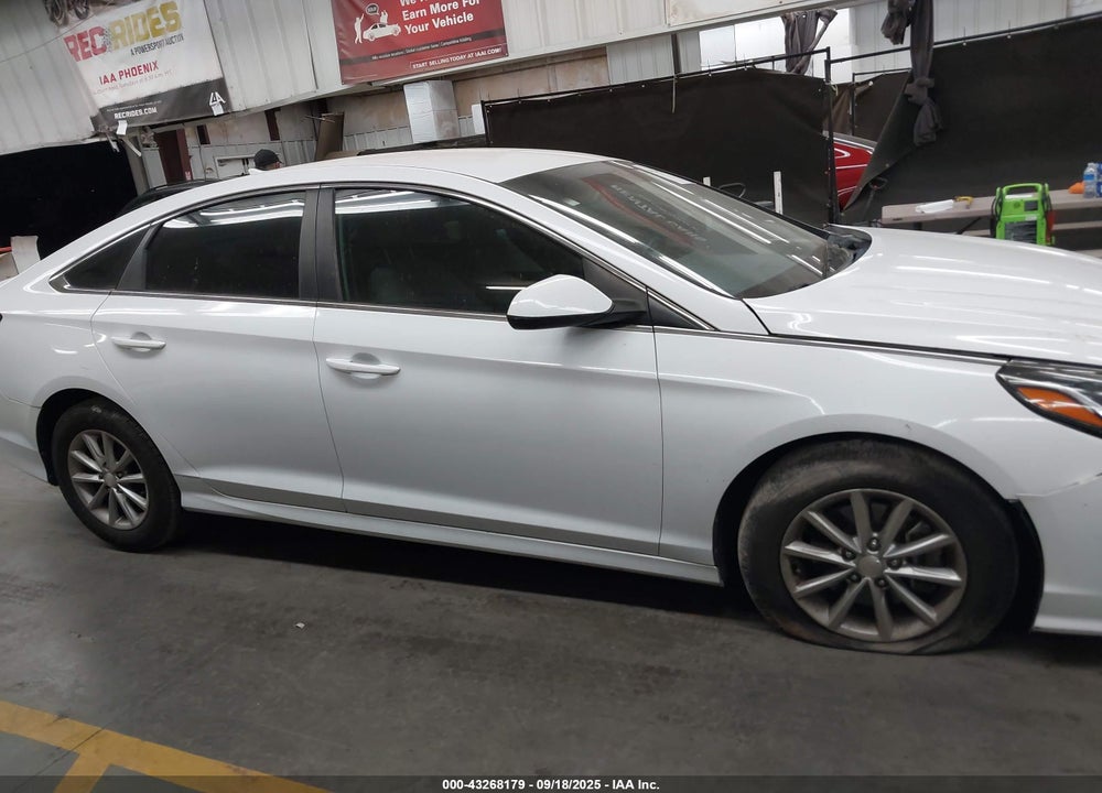 2019 HYUNDAI SONATA VIN: 5NPE24AF4KH777023