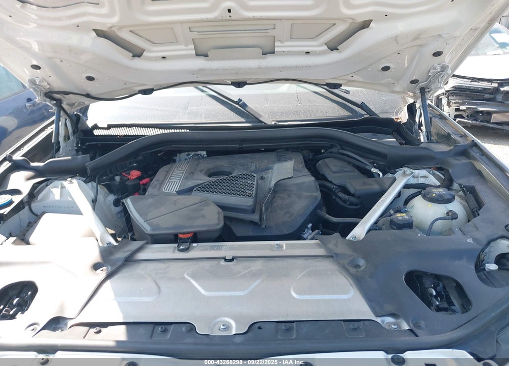 2019 BMW X3 VIN: 5UXTR7C50KLF34122