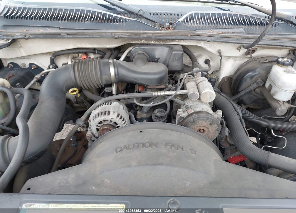 2000 CHEVROLET SILVERADO 1500 VIN: 1GCEC14W8YZ337492