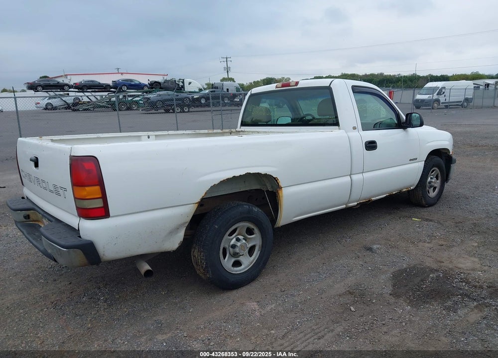 2000 CHEVROLET SILVERADO 1500 VIN: 1GCEC14W8YZ337492