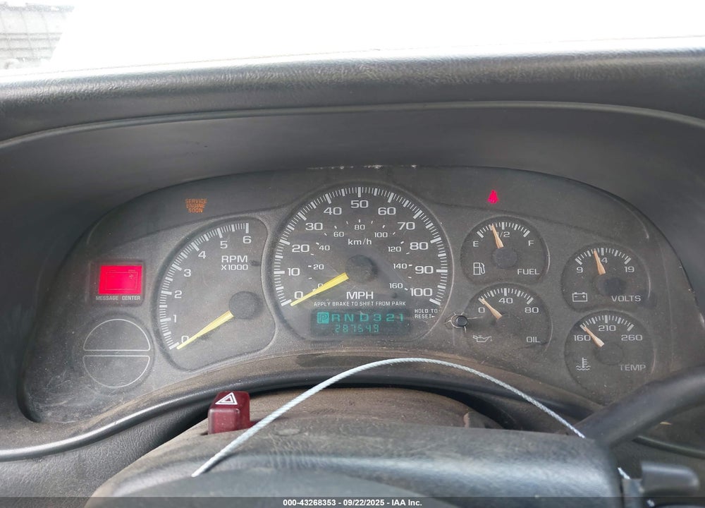 2000 CHEVROLET SILVERADO 1500 VIN: 1GCEC14W8YZ337492