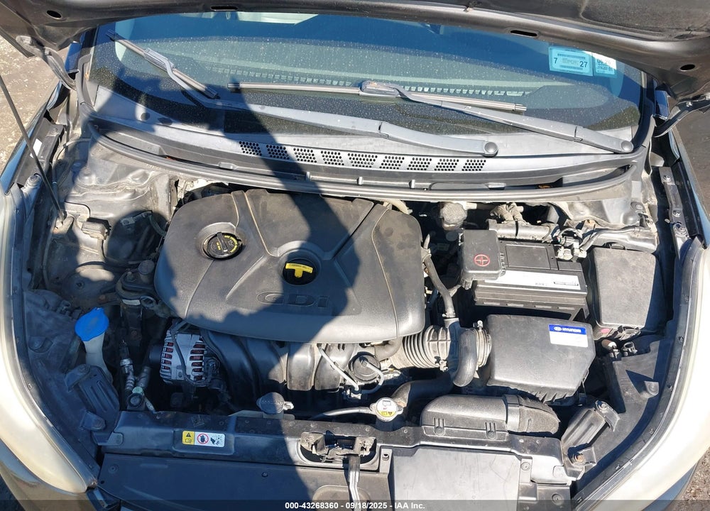 2014 HYUNDAI ELANTRA VIN: KMHDH4AH5EU129210
