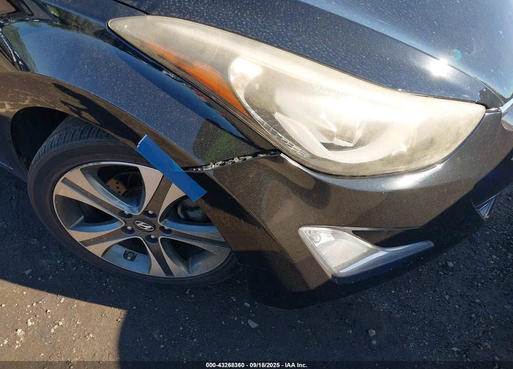 2014 HYUNDAI ELANTRA VIN: KMHDH4AH5EU129210