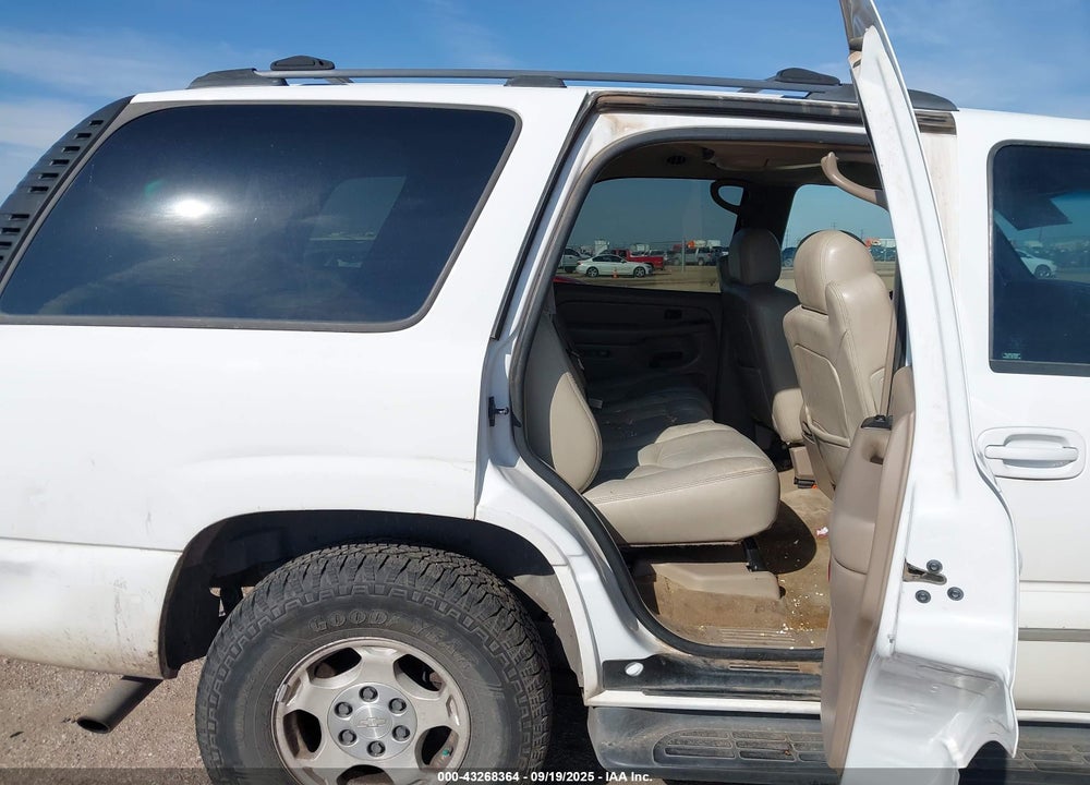 2004 CHEVROLET TAHOE LT VIN: 1GNEK13Z34R122635