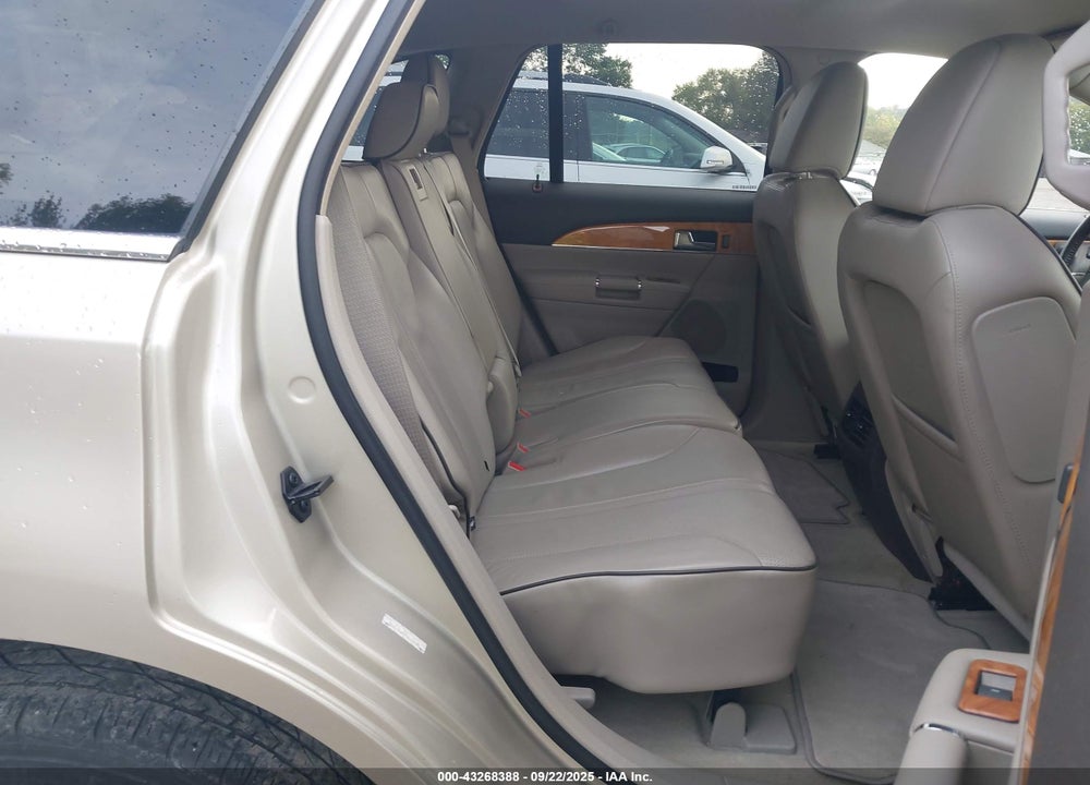 2011 LINCOLN MKX VIN: 2LMDJ8JK9BBJ18269