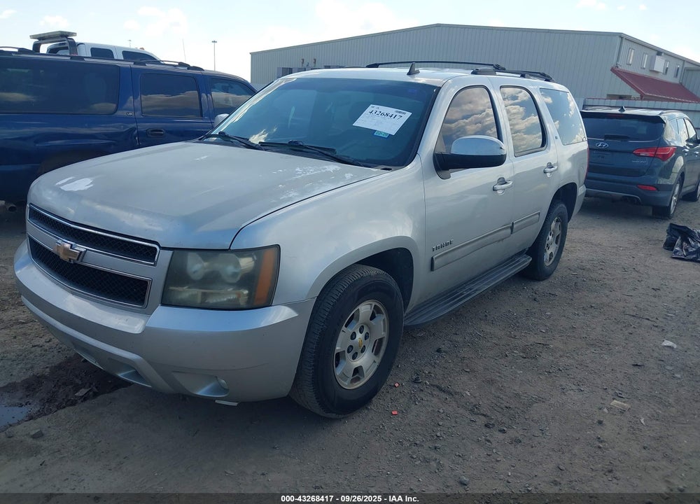 2010 CHEVROLET TAHOE LT VIN: 1GNMCBE37AR172733