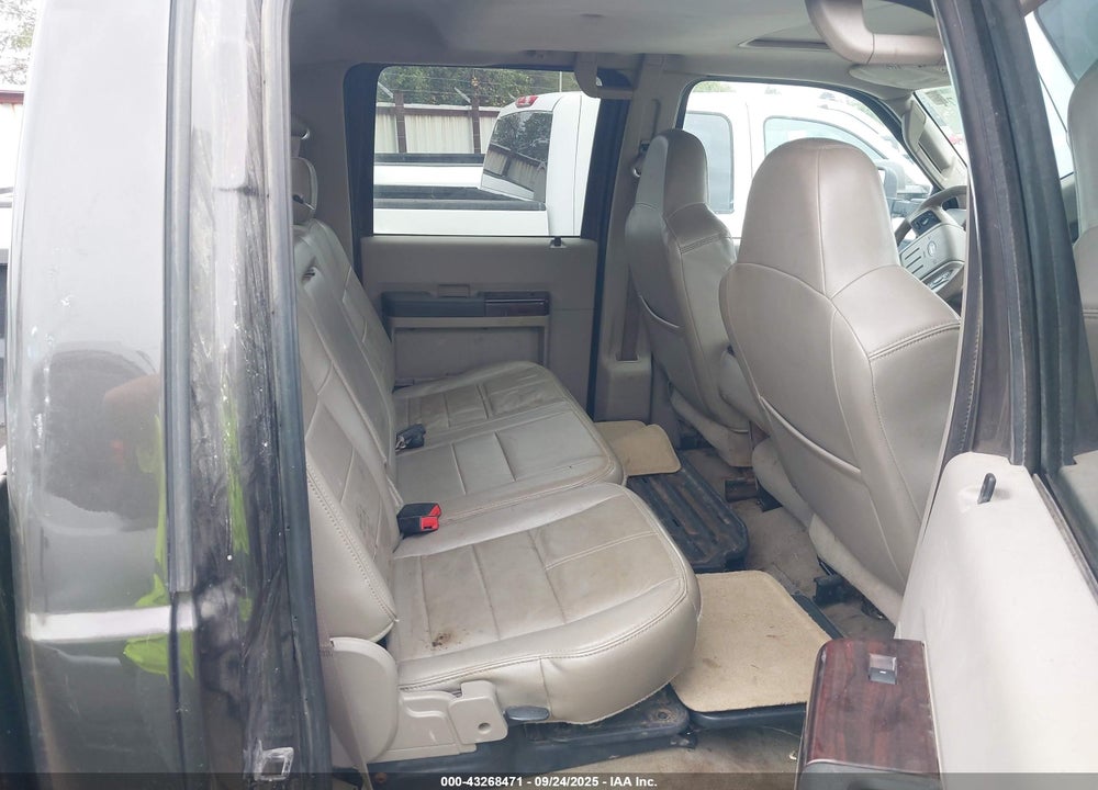 2008 FORD F-450 LARIAT VIN: 1FTXW43R38EA55992