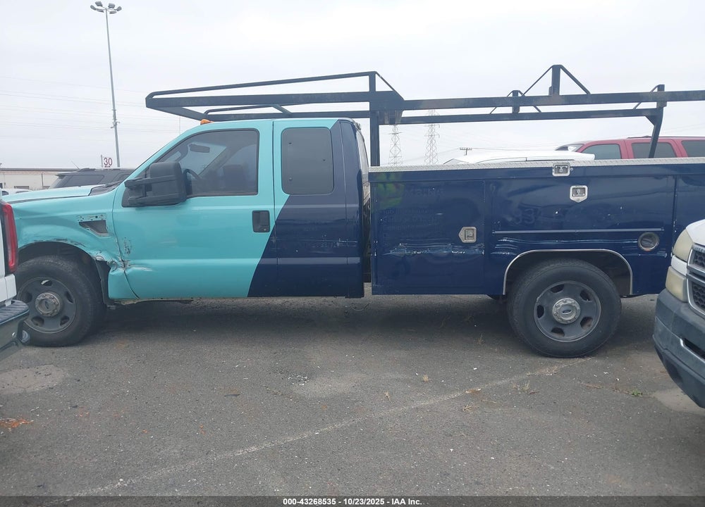 2008 FORD F-350 CHASSIS VIN: 1FDWX34538EA19357