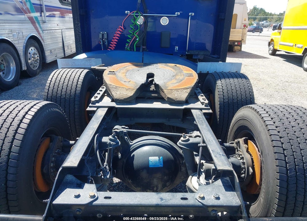 2020 KENWORTH T680 VIN: 1XKYDP9X9LJ348396