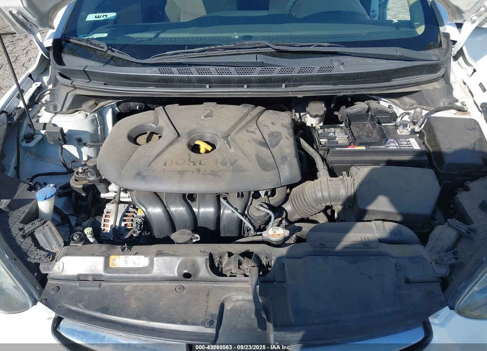 2013 HYUNDAI ELANTRA VIN: 5NPDH4AE8DH233757