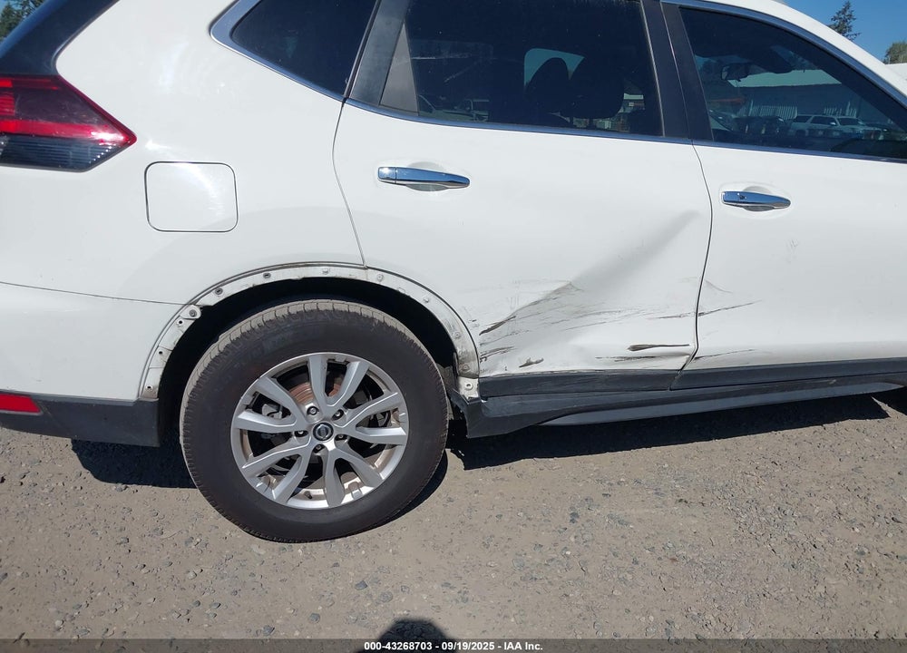 2019 NISSAN ROGUE VIN: 5N1AT2MT5KC829770