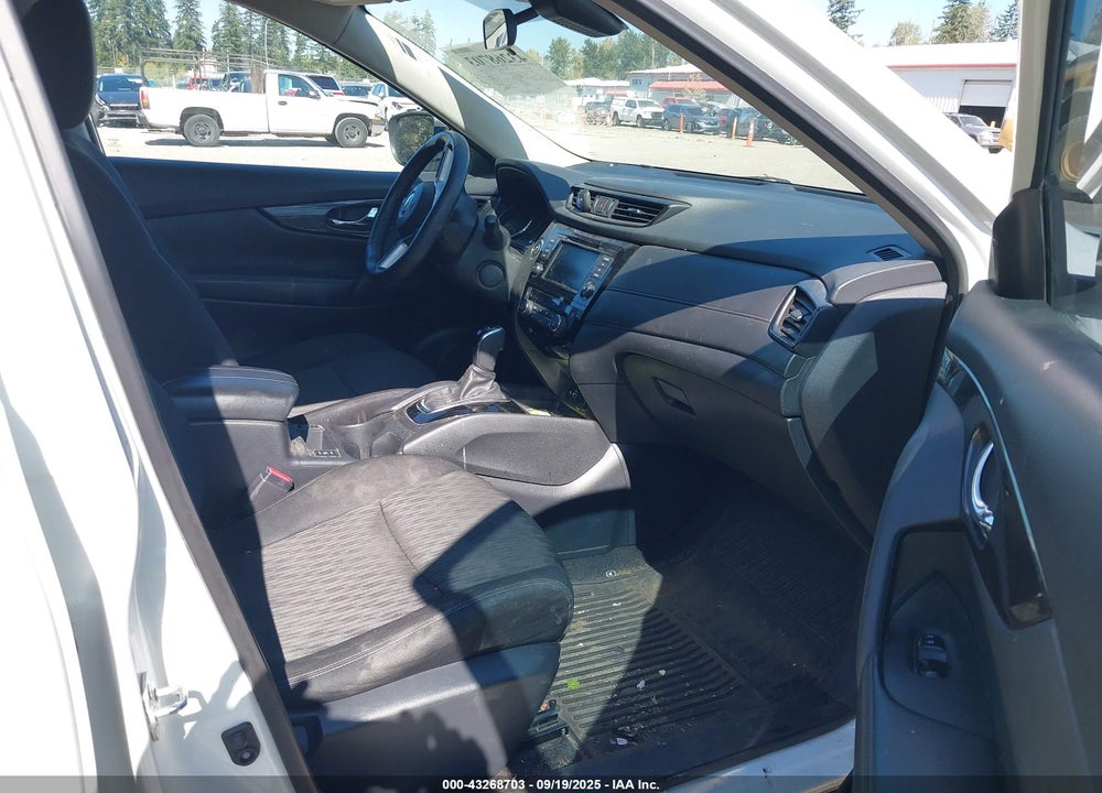 2019 NISSAN ROGUE VIN: 5N1AT2MT5KC829770
