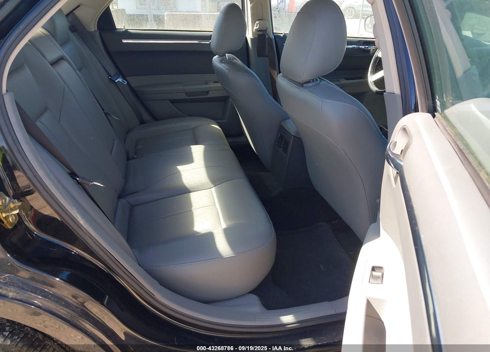2005 CHRYSLER 300 TOURING VIN: 2C3JA53G25H176241