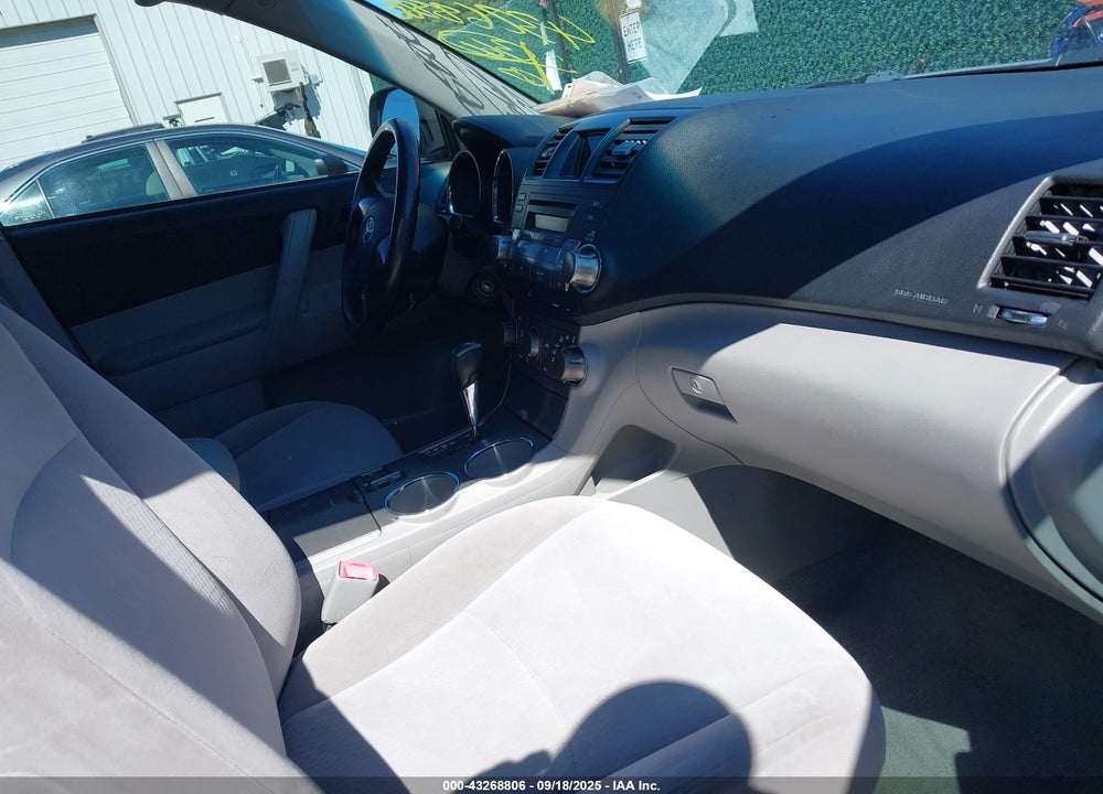 2009 TOYOTA HIGHLANDER VIN: JTEES41A292117557
