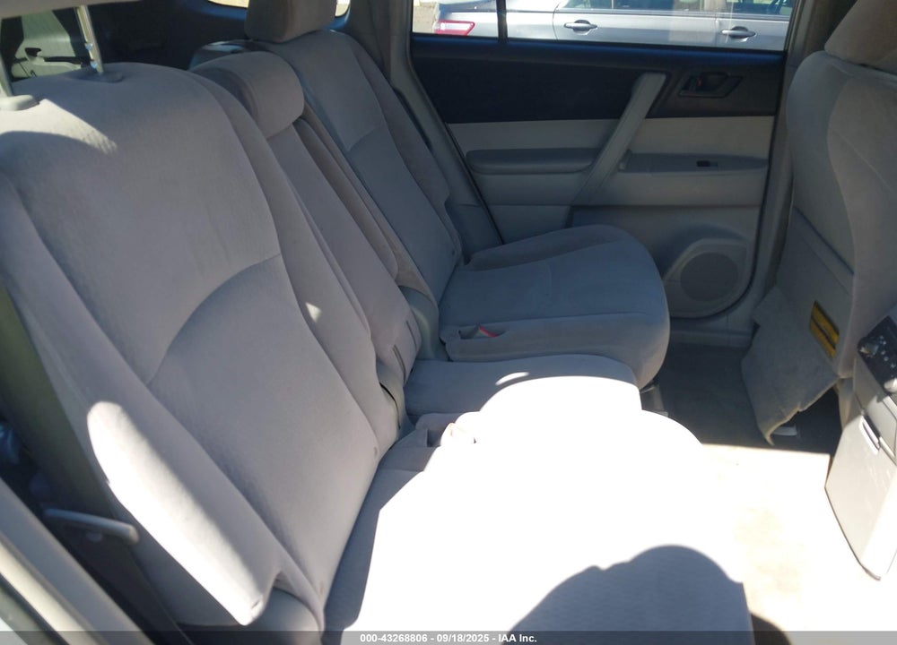 2009 TOYOTA HIGHLANDER VIN: JTEES41A292117557