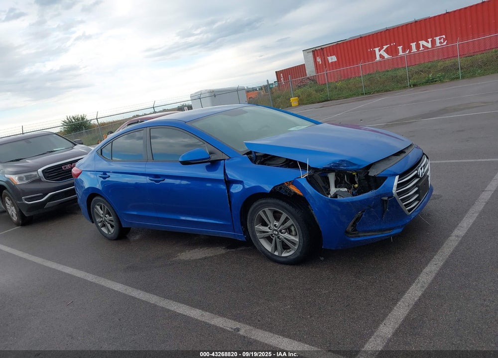 2017 HYUNDAI ELANTRA VIN: 5NPD84LF5HH051770