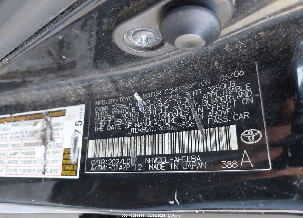 2006 TOYOTA PRIUS VIN: JTDKB20U967519856