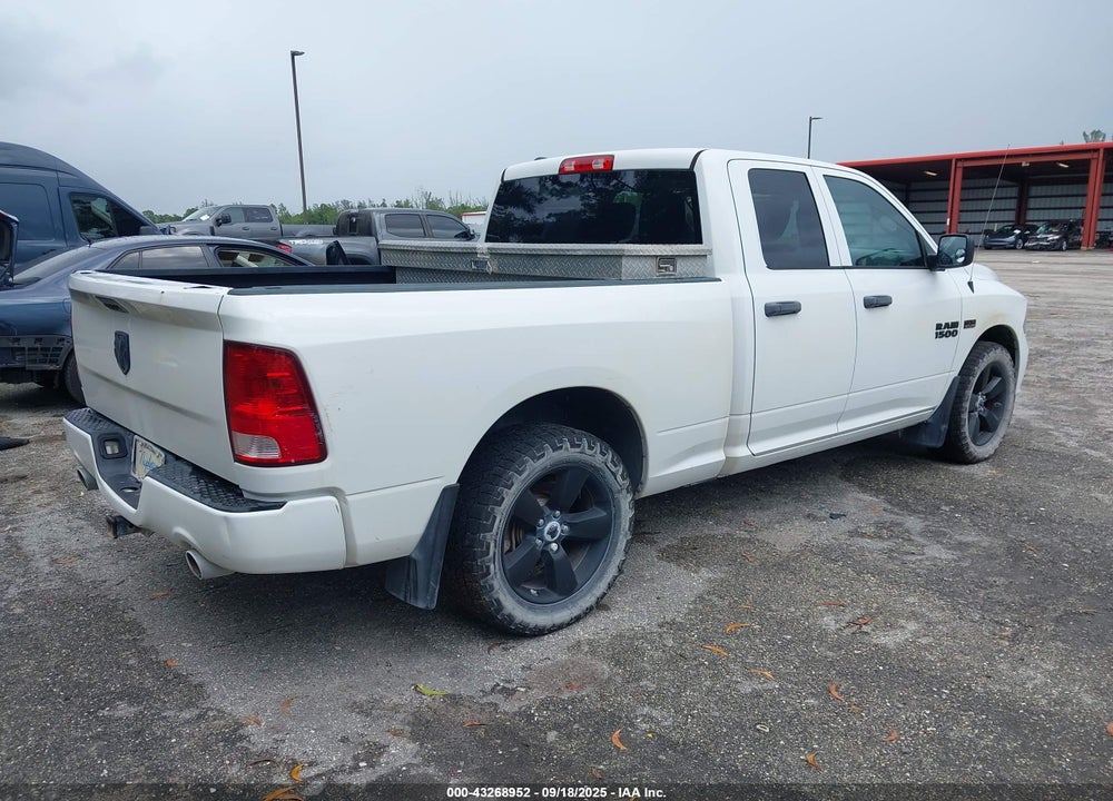 2018 RAM 1500 EXPRESS 4X2 6'4 BOX VIN: 1C6RR6FT7JS325663