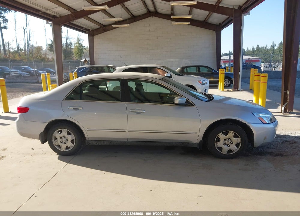 2005 HONDA ACCORD 2.4 LX VIN: 1HGCM56495A167680