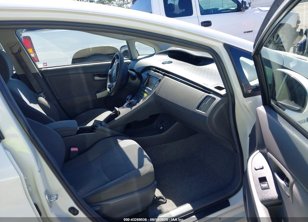 2011 TOYOTA PRIUS VIN: JTDKN3DU5B1383424