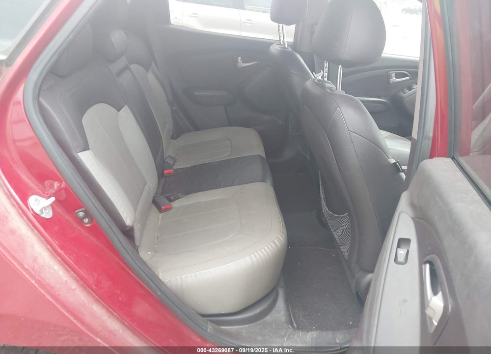 2013 HYUNDAI TUCSON VIN: KM8JU3AC9DU603249