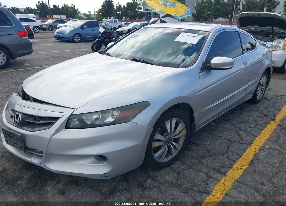 2011 HONDA ACCORD VIN: 1HGCS1B84BA009041