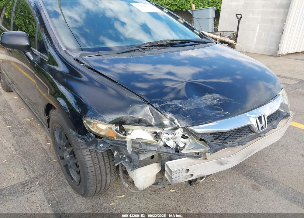 2011 HONDA CIVIC VIN: 2HGFA1F6XBH512616