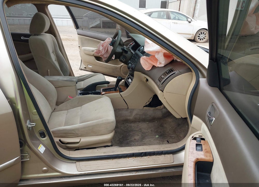 2004 HONDA ACCORD 2.4 EX VIN: 1HGCM56624A078971