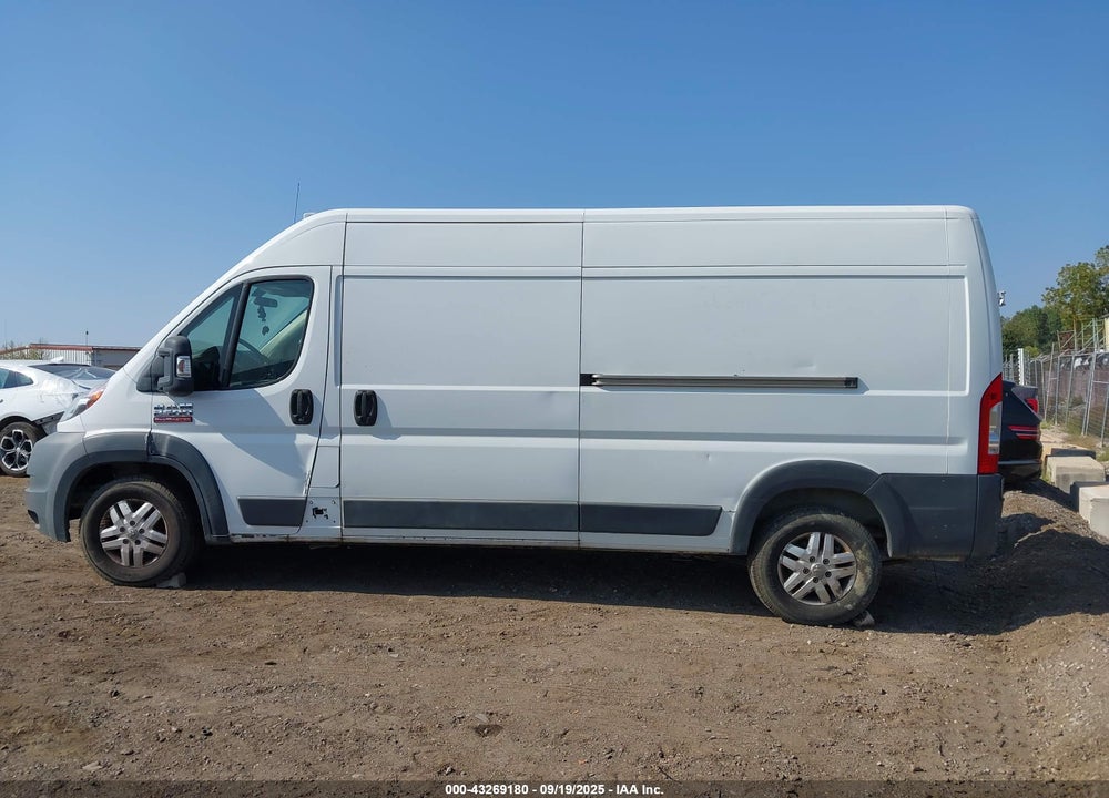2015 RAM PROMASTER 2500 VIN: 3C6TRVDD6FE500152