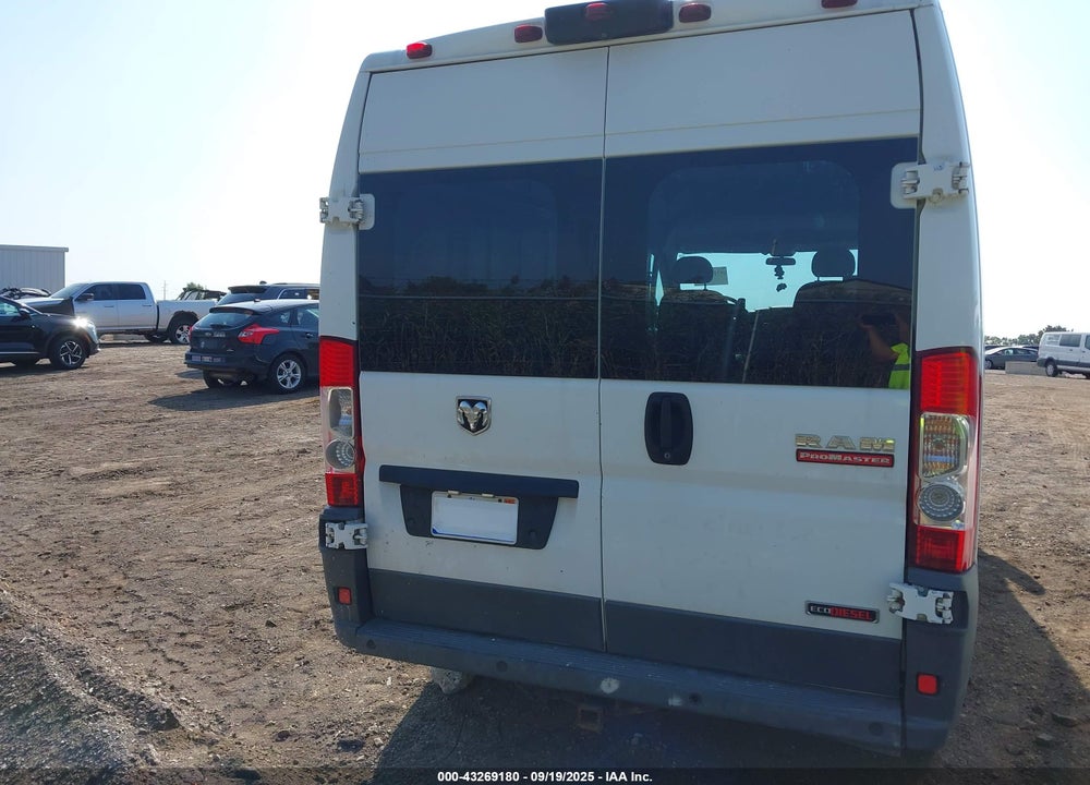 2015 RAM PROMASTER 2500 VIN: 3C6TRVDD6FE500152