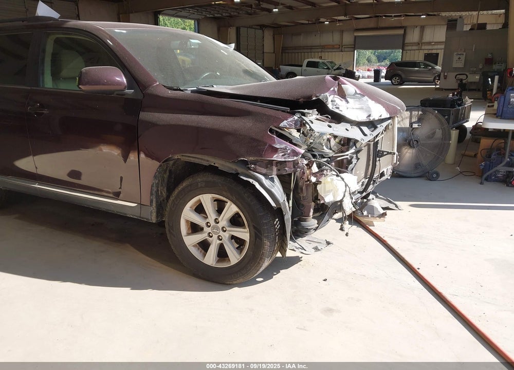 2012 TOYOTA HIGHLANDER VIN: 5TDBK3EH8CS122996