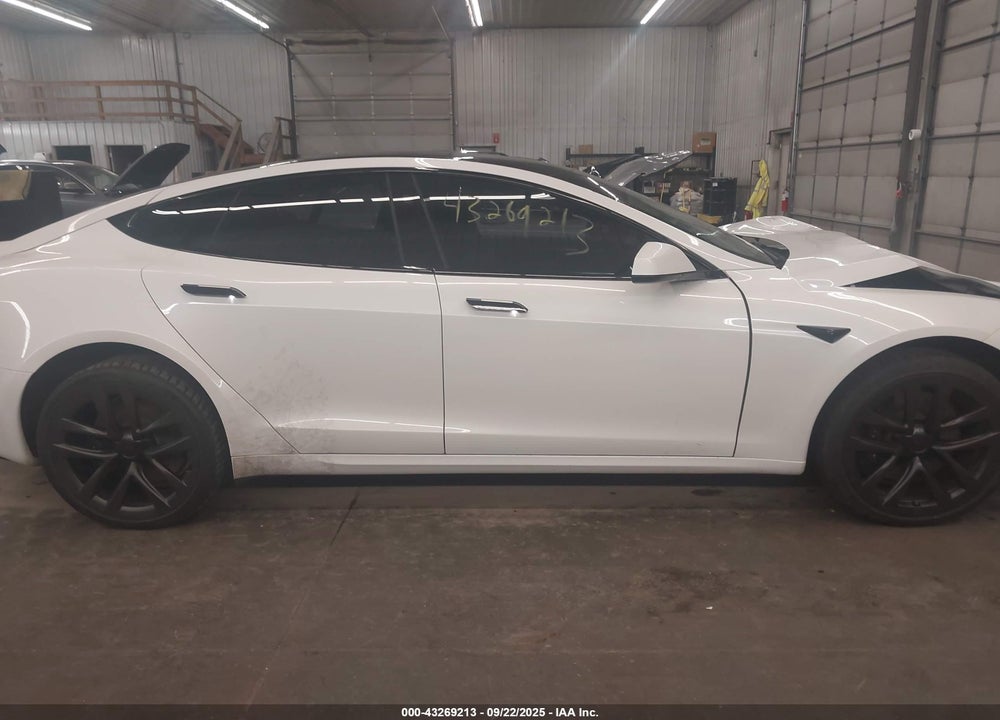 2021 TESLA MODEL S LONG RANGE DUAL MOTOR ALL-WHEEL DRIVE VIN: 5YJSA1E5XMF432277