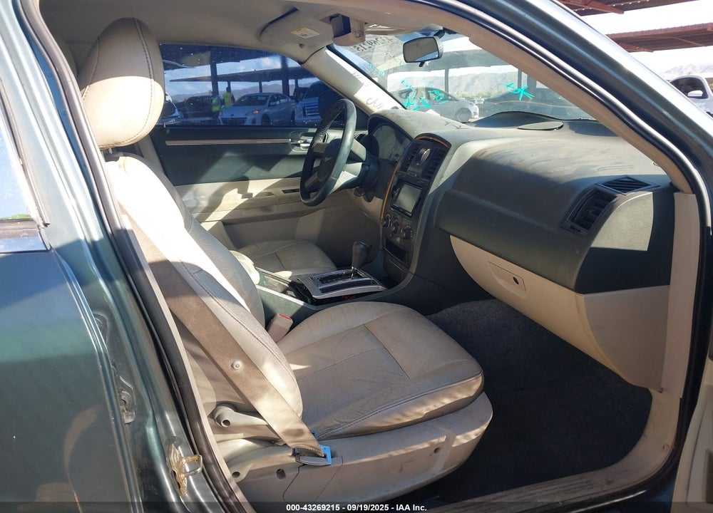 2005 CHRYSLER 300 TOURING VIN: 2C3JA53G45H109396