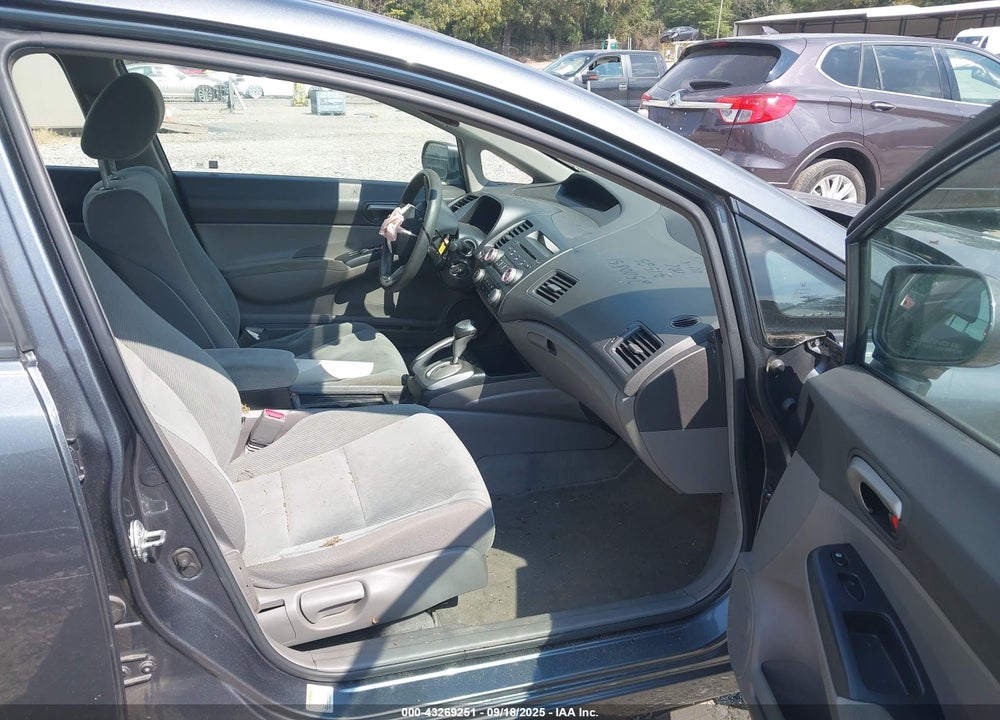 2011 HONDA CIVIC LX VIN: 19XFA1F57BE004413