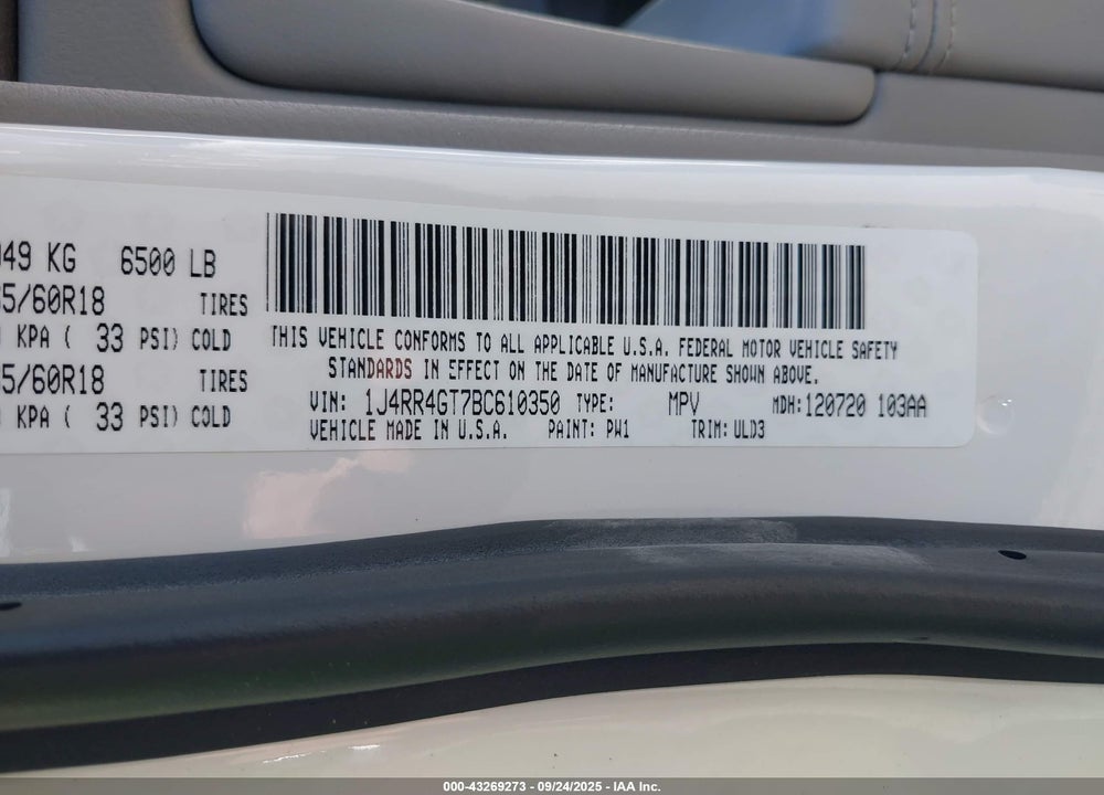 2011 JEEP GRAND CHEROKEE VIN: 1J4RR4GT7BC610350
