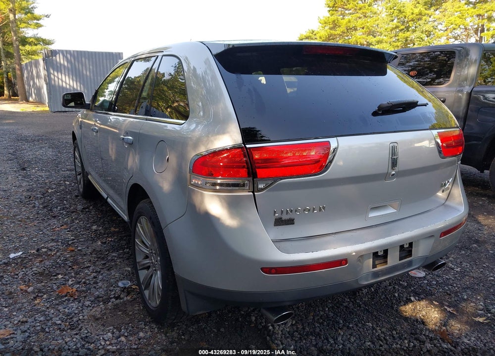2011 LINCOLN MKX VIN: 2LMDJ8JKXBBJ11637